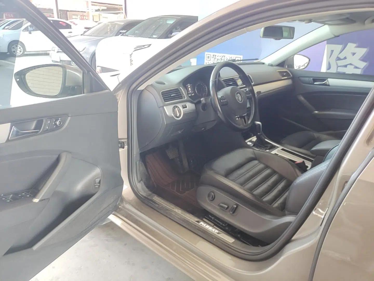 Volkswagen Passat 2014 1.8TSI DSG Prestige Edition — миниатюра 18