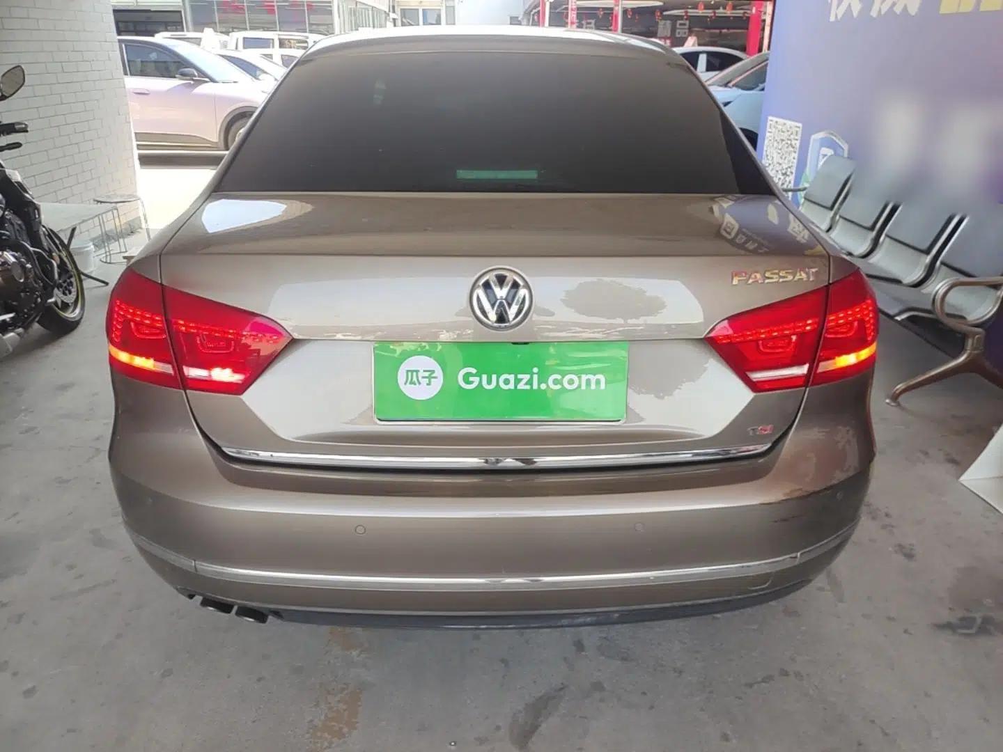 Volkswagen Passat 2014 1.8TSI DSG Prestige Edition — миниатюра 5