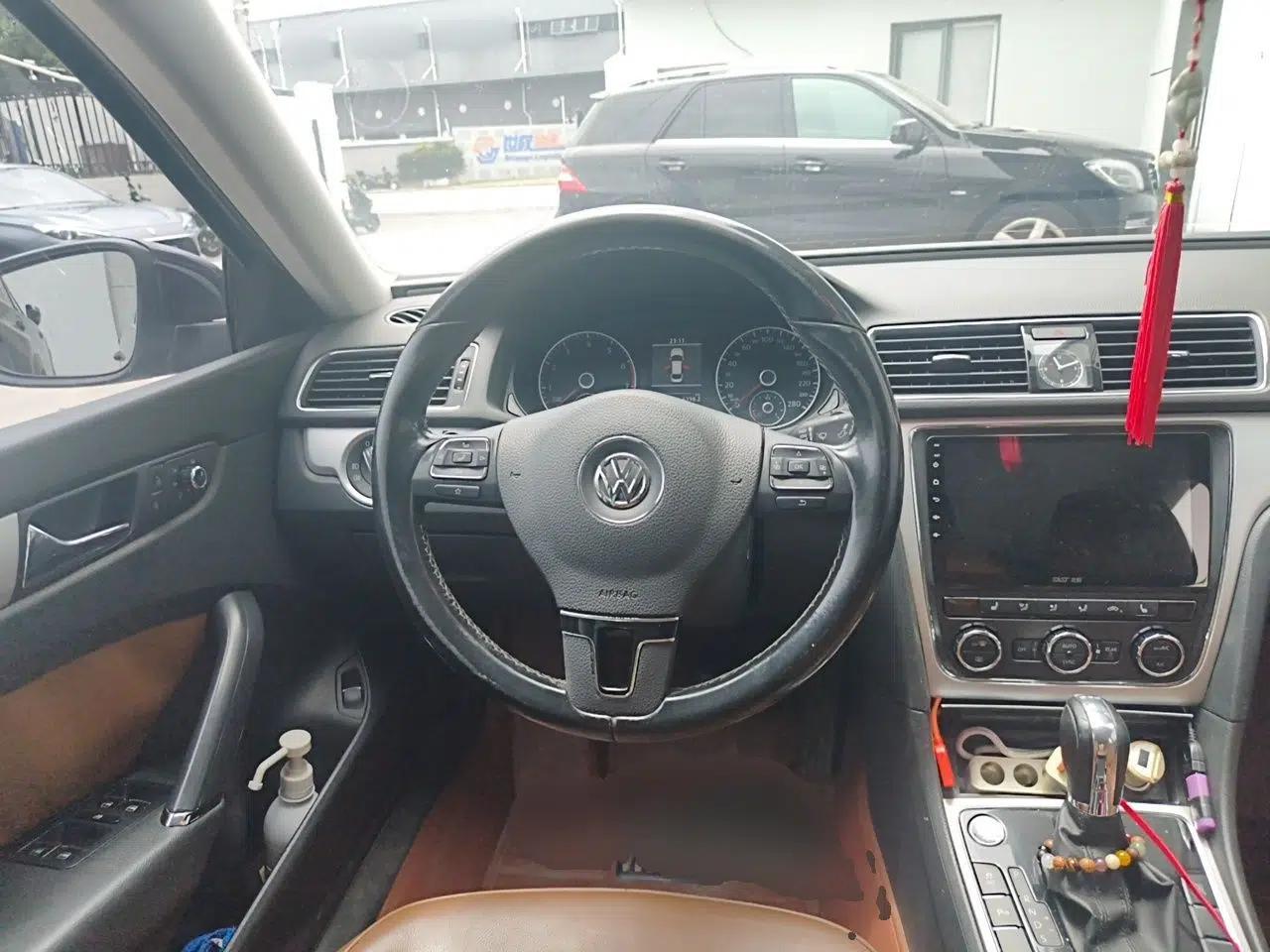 Volkswagen Passat 2014 1.8TSI DSG Prestige Edition — миниатюра 10