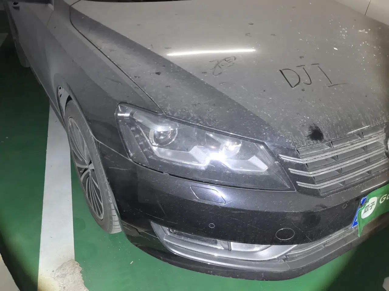 Volkswagen Passat 2011 3.0L V6 DSG Flagship Edition — миниатюра 7