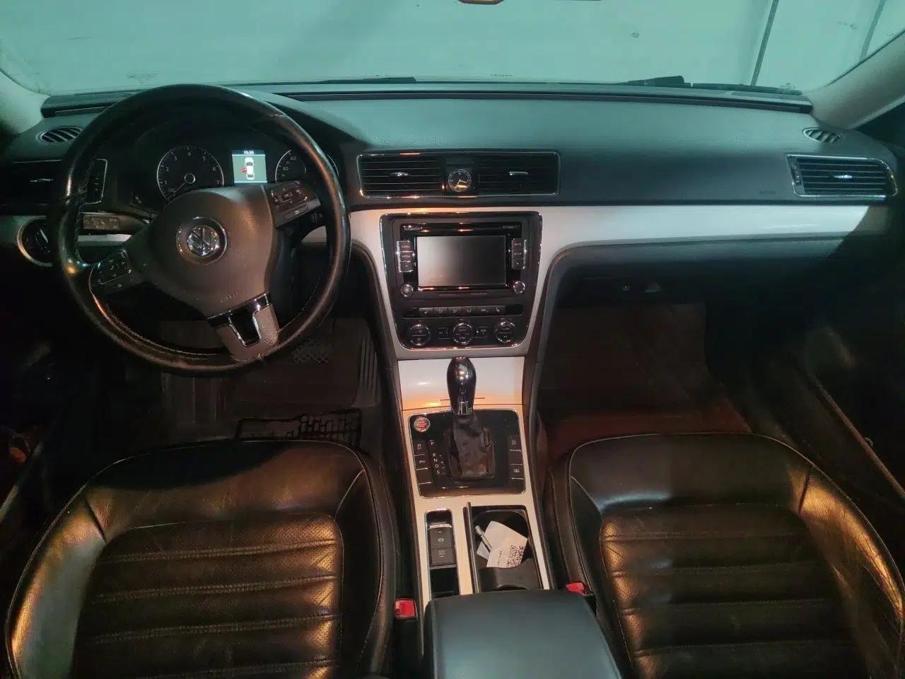 Volkswagen Passat 2013 2.0 TSI DSG Prestige Edition — миниатюра 9