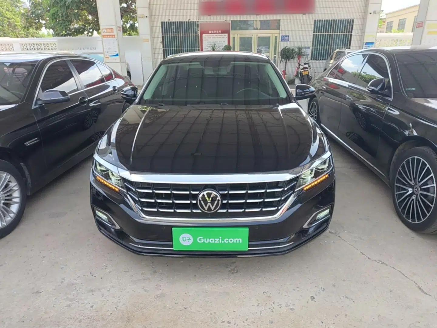 Volkswagen Passat 2020 Revised Version 330TSI Luxury Edition China VI Standard — миниатюра 2