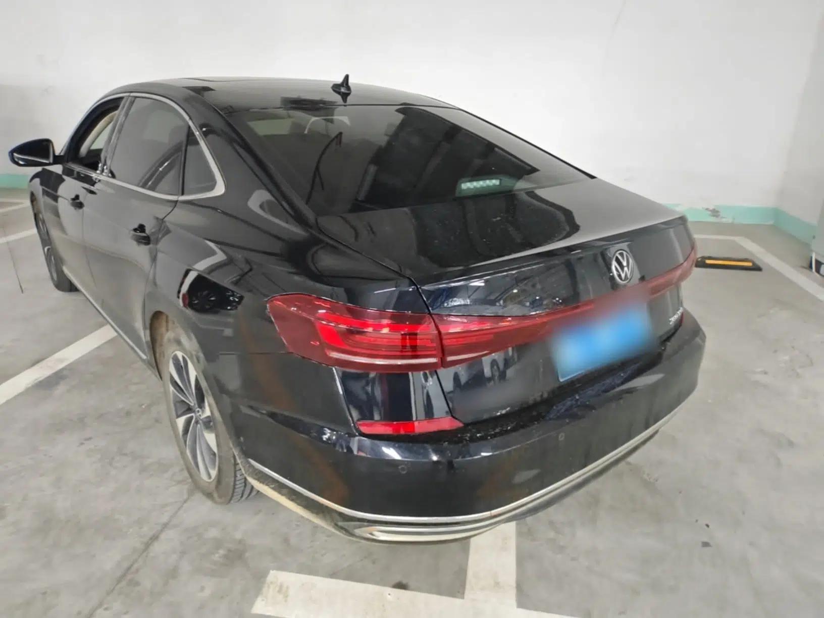 Volkswagen Passat 2024 280TSI Elite Edition — миниатюра 4