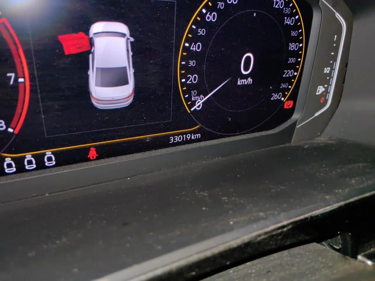 Volkswagen Passat 2022 330TSI Elite Edition — миниатюра 12