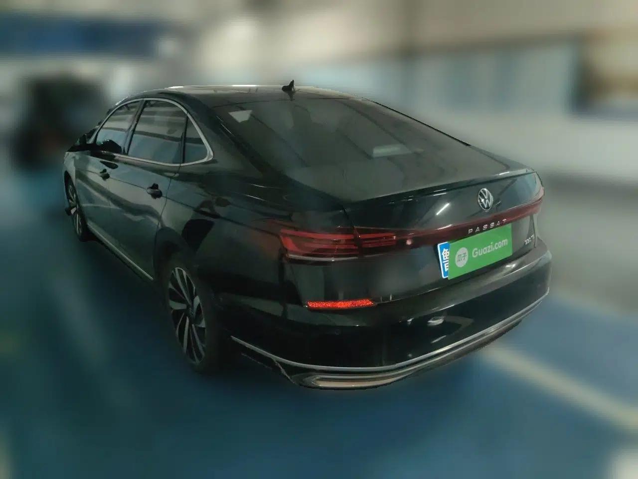 Volkswagen Passat 2022 330TSI Elite Edition — миниатюра 4