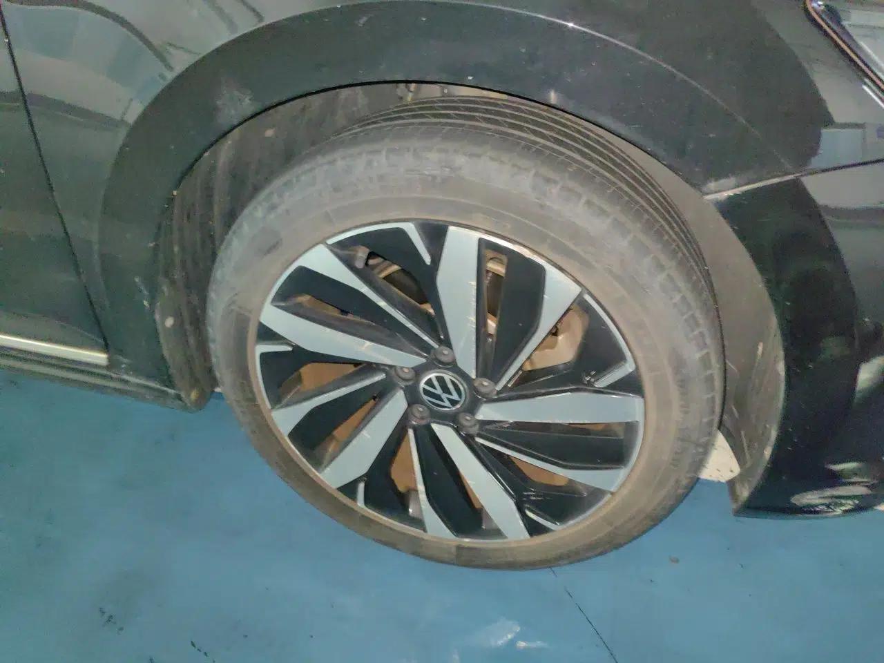 Volkswagen Passat 2022 330TSI Elite Edition — миниатюра 8