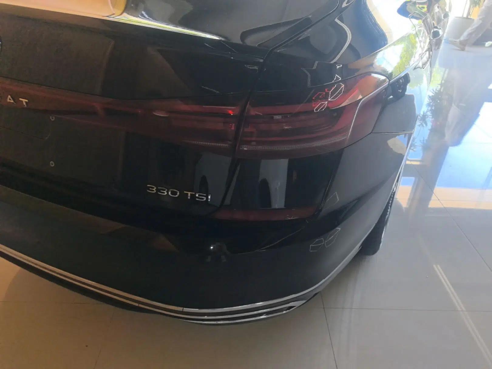 Volkswagen Passat 2022 330TSI Elite Edition — миниатюра 9