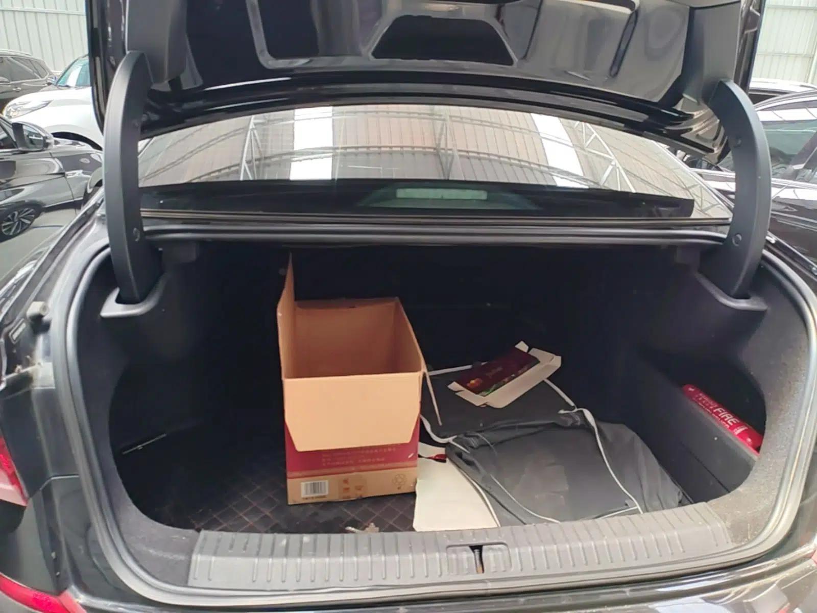 Volkswagen Passat 2022 330TSI Elite Edition — миниатюра 22