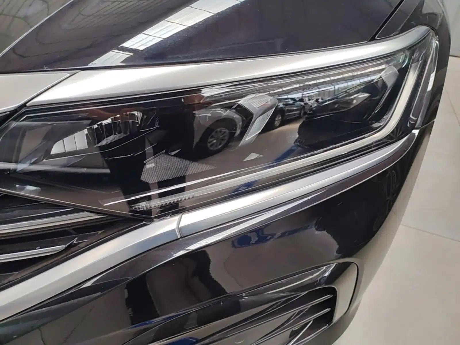 Volkswagen Passat 2022 330TSI Elite Edition — миниатюра 8