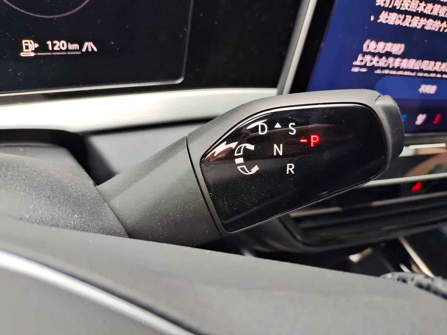 Volkswagen Passat 2025 Pro 380TSI Starry Dragon Luxury Edition — миниатюра 11
