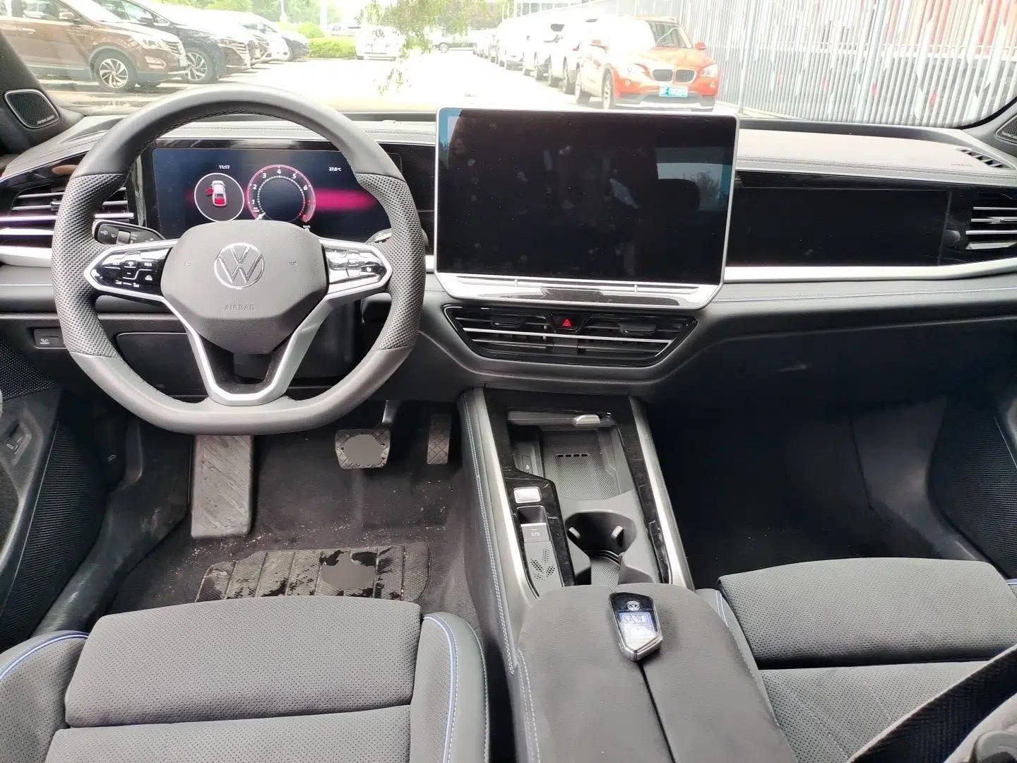 Volkswagen Passat 2025 Pro 380TSI Starry Dragon Luxury Edition — миниатюра 6