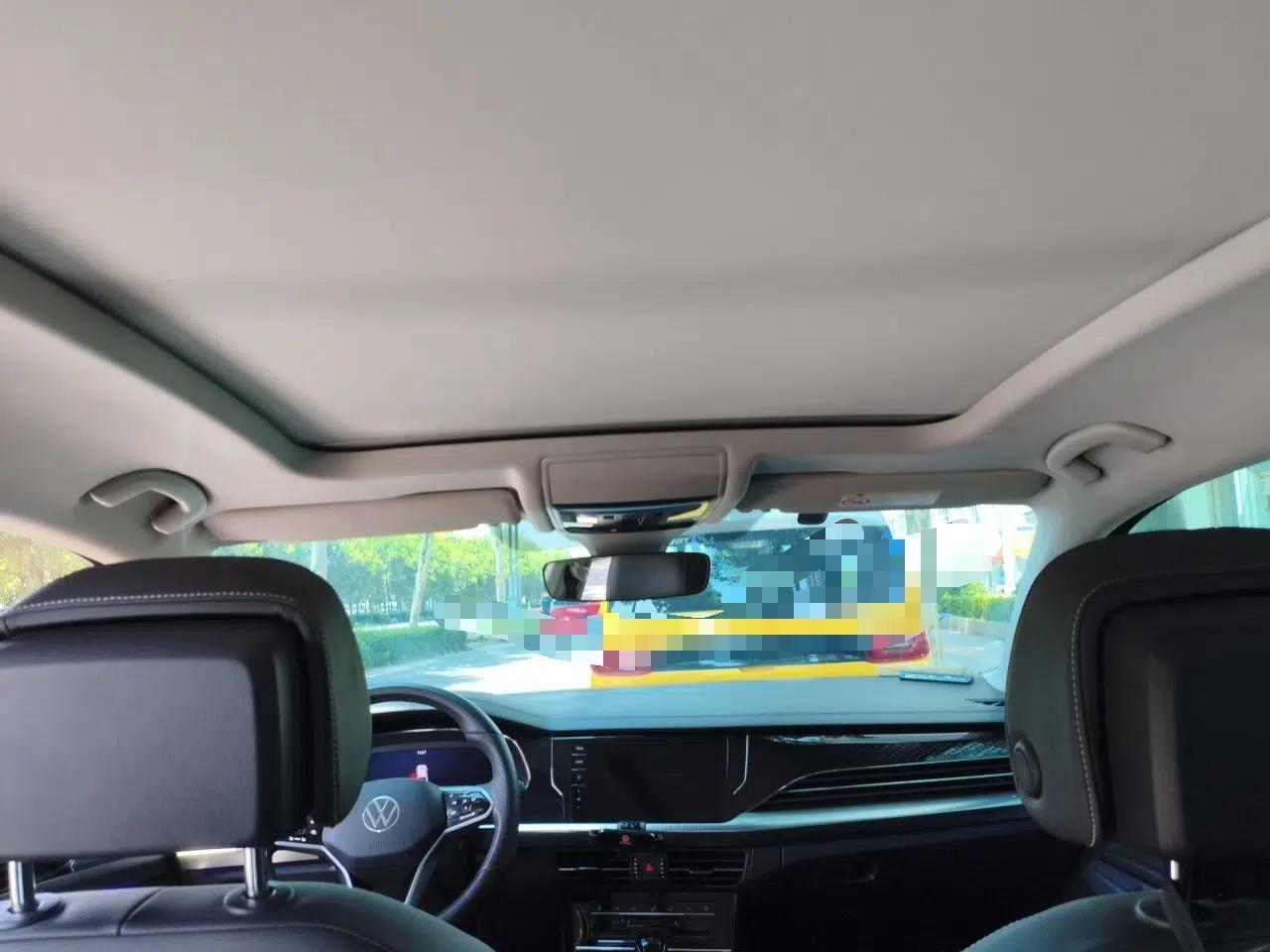 Volkswagen Passat 2024 380TSI Starry Luxury Edition — миниатюра 18