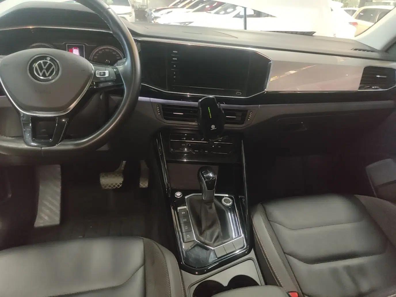 Volkswagen Tayron 2020 330TSI Two-Wheel Drive Luxury Smart Connectivity Version — миниатюра 15