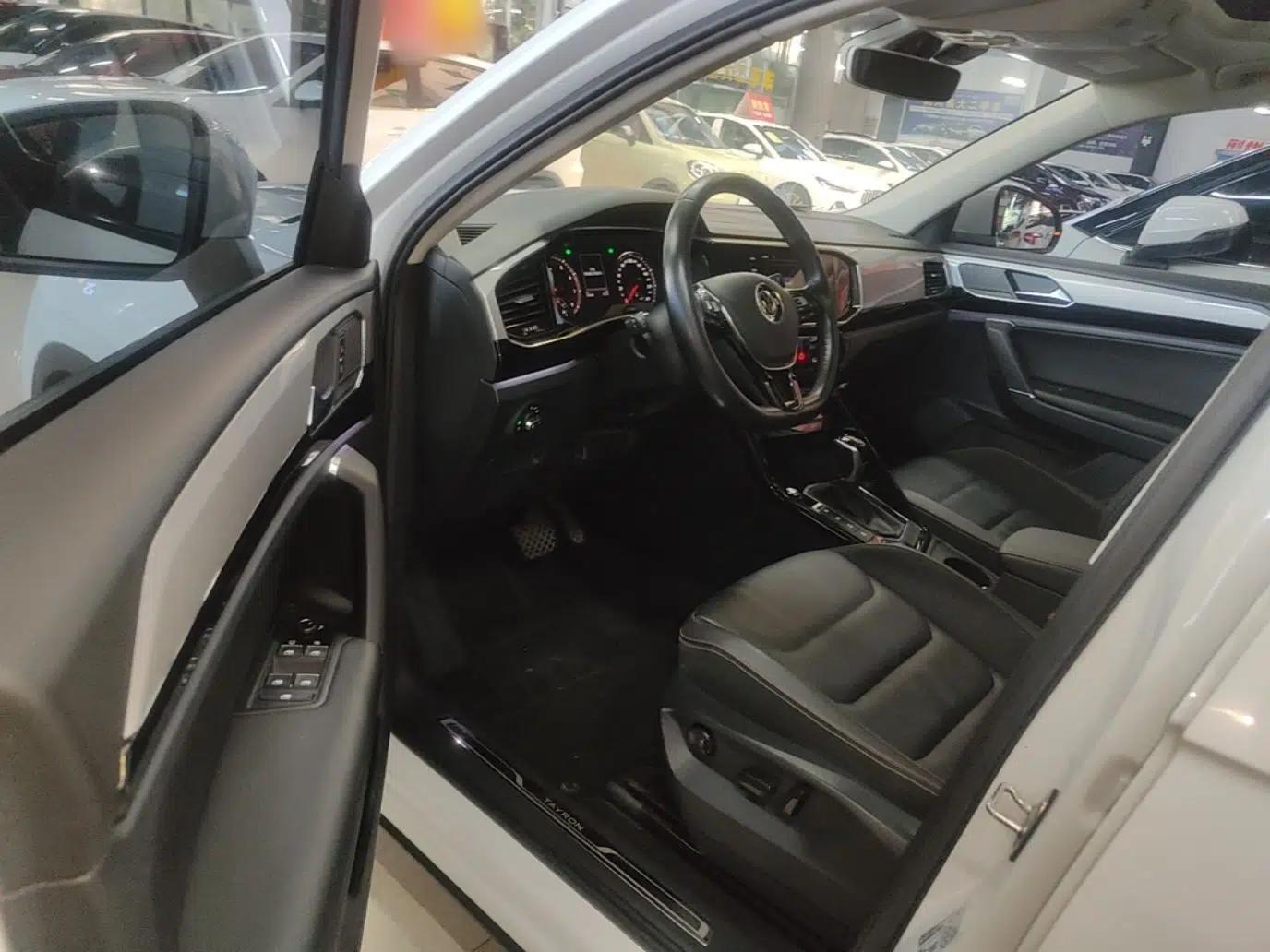 Volkswagen Tayron 2020 330TSI Two-Wheel Drive Luxury Smart Connectivity Version — миниатюра 18