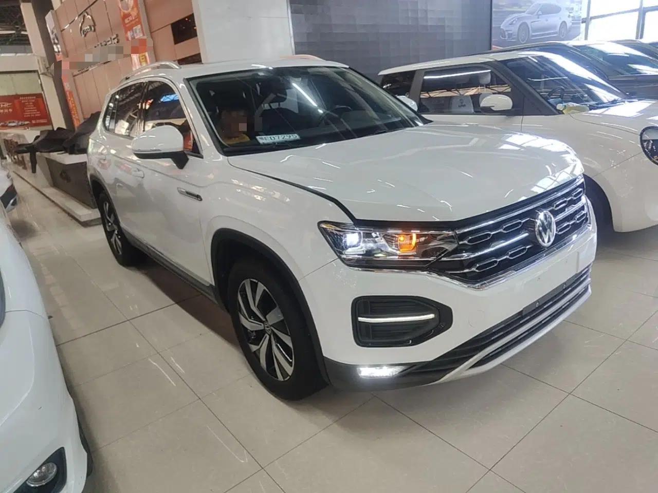 Volkswagen Tayron 2020 330TSI Two-Wheel Drive Luxury Smart Connectivity Version — миниатюра 3