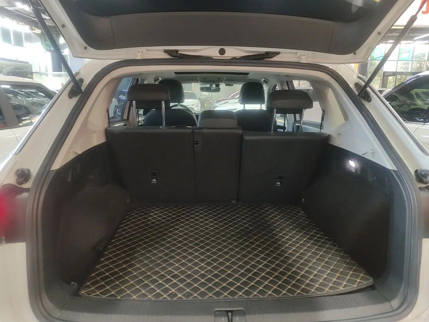 Volkswagen Tayron 2020 330TSI Two-Wheel Drive Luxury Smart Connectivity Version — миниатюра 22