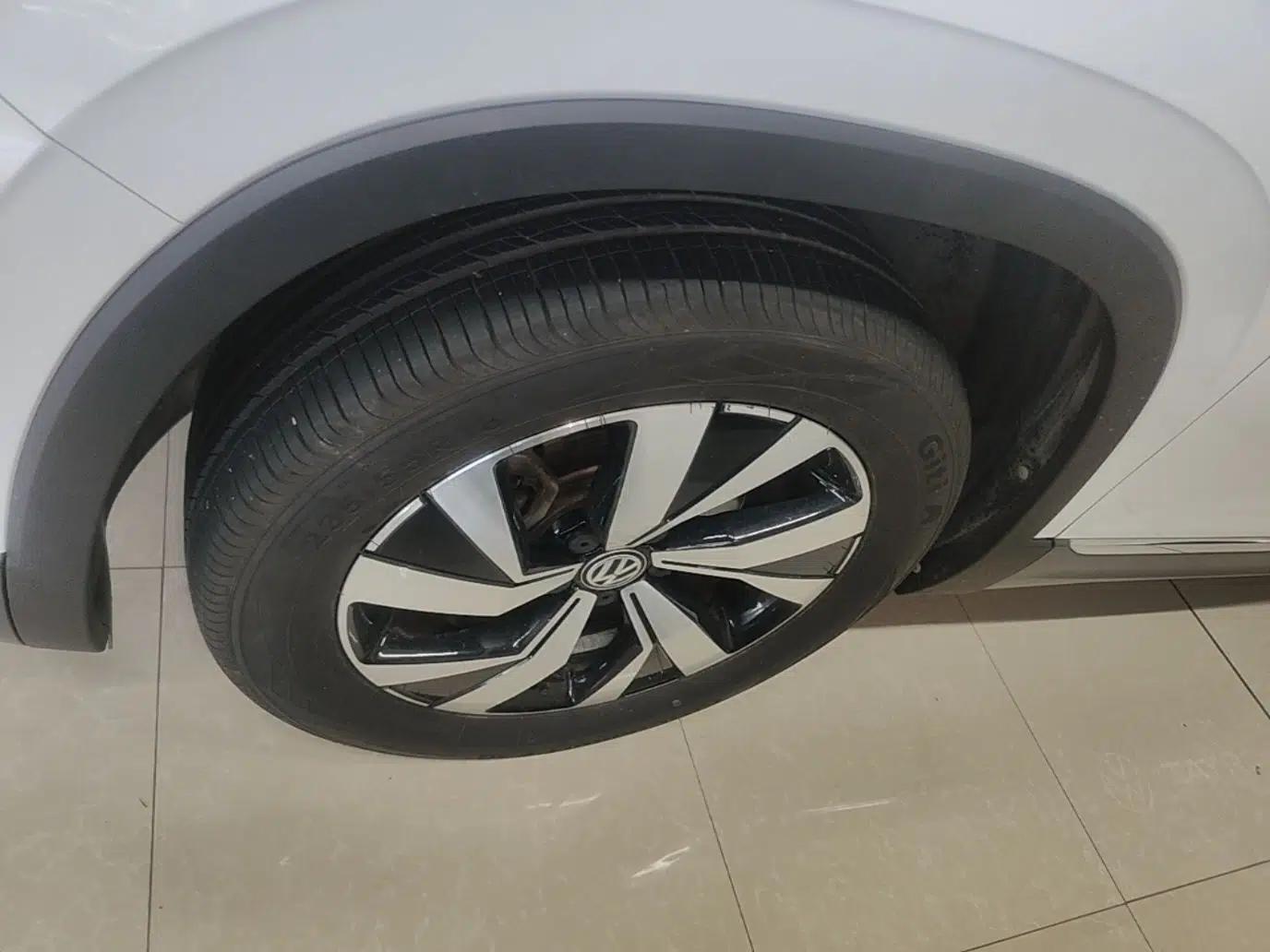 Volkswagen Tayron 2020 330TSI Two-Wheel Drive Luxury Smart Connectivity Version — миниатюра 10