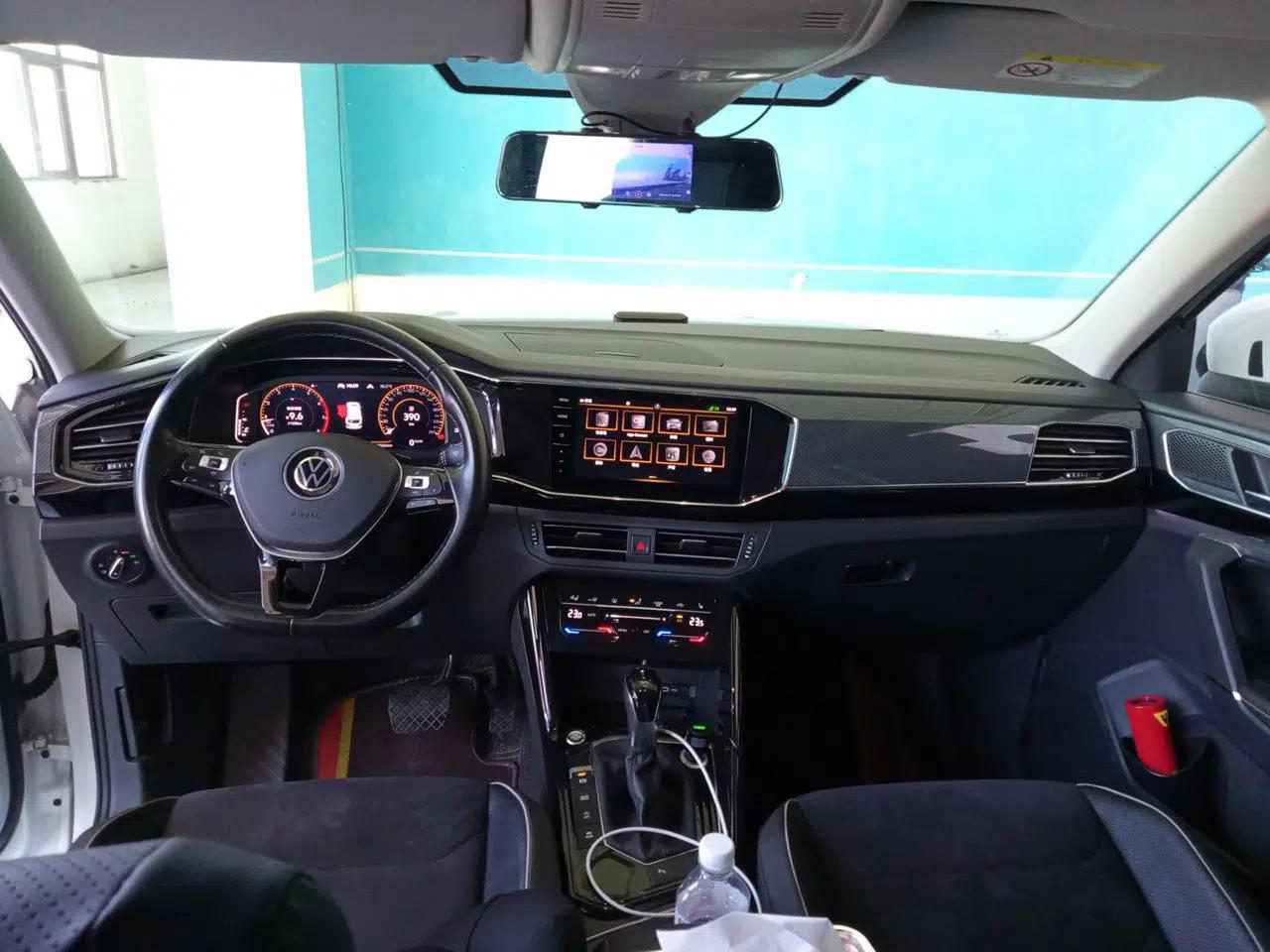 Volkswagen Tayron 2020 330TSI Two-Wheel Drive Luxury Connected Pro Edition — миниатюра 18