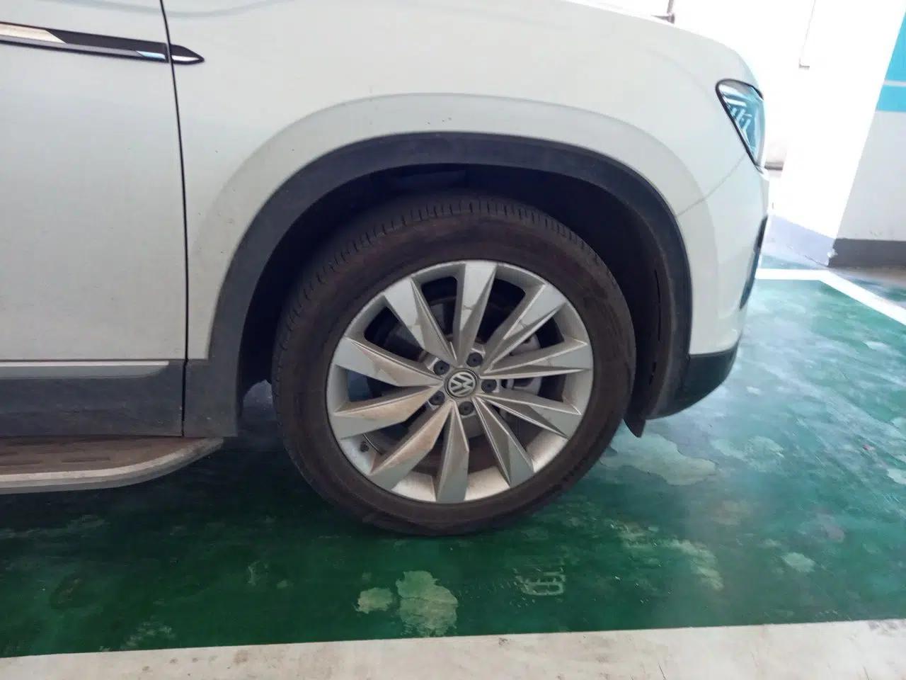 Volkswagen Tayron 2020 330TSI Two-Wheel Drive Luxury Connected Pro Edition — миниатюра 8