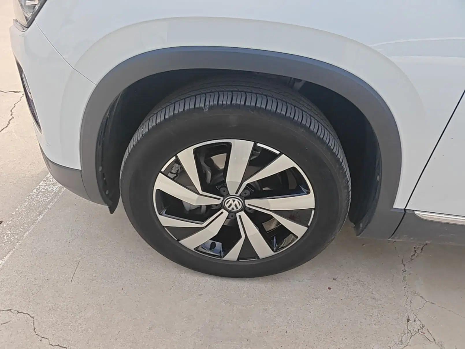Volkswagen Tayron 2020 330TSI Two-Wheel Drive Luxury Smart Connectivity Version — миниатюра 10