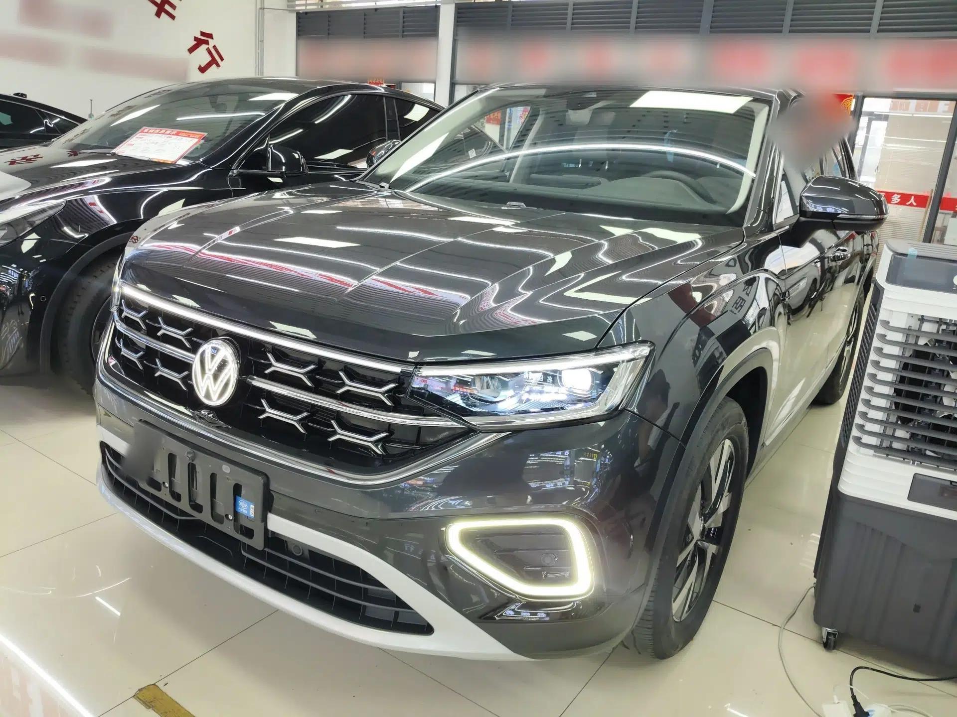 Volkswagen Tayron 2024 330TSI Two-Wheel Drive Luxury Plus Advanced Version — миниатюра 1