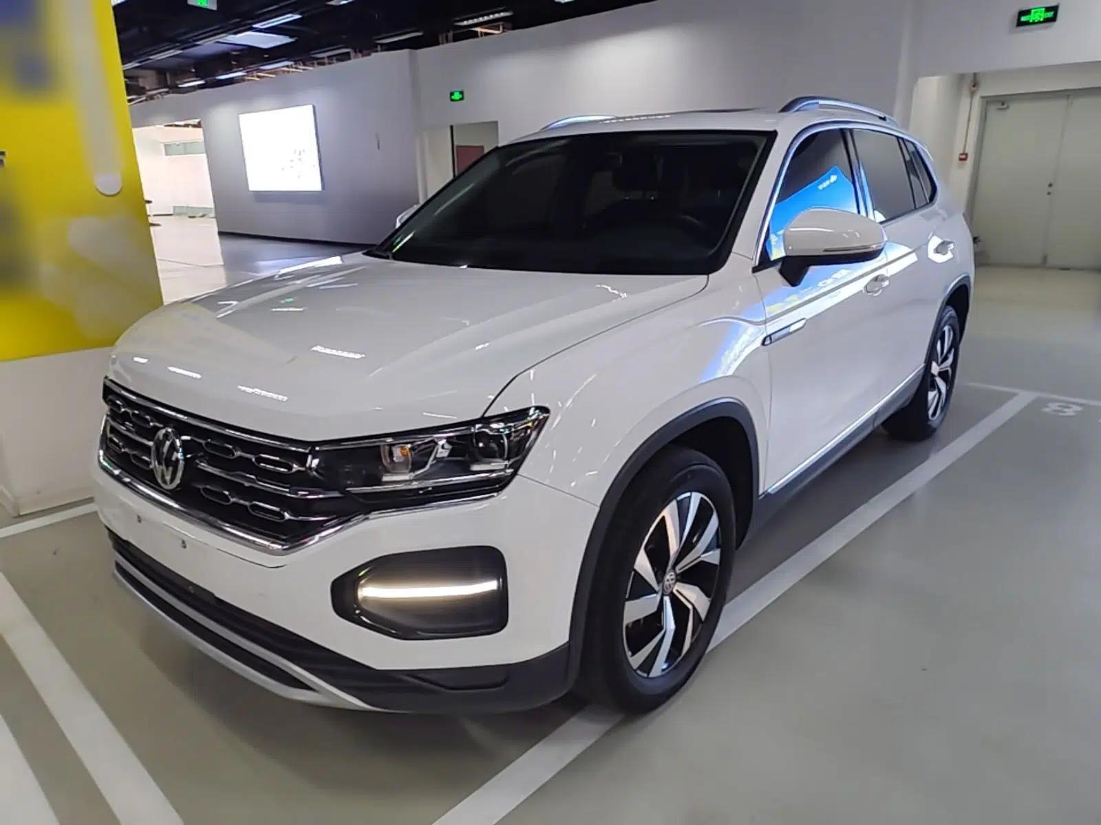 Volkswagen Tayron 2020 330TSI Two-Wheel Drive Luxury Smart Connectivity Version — миниатюра 1