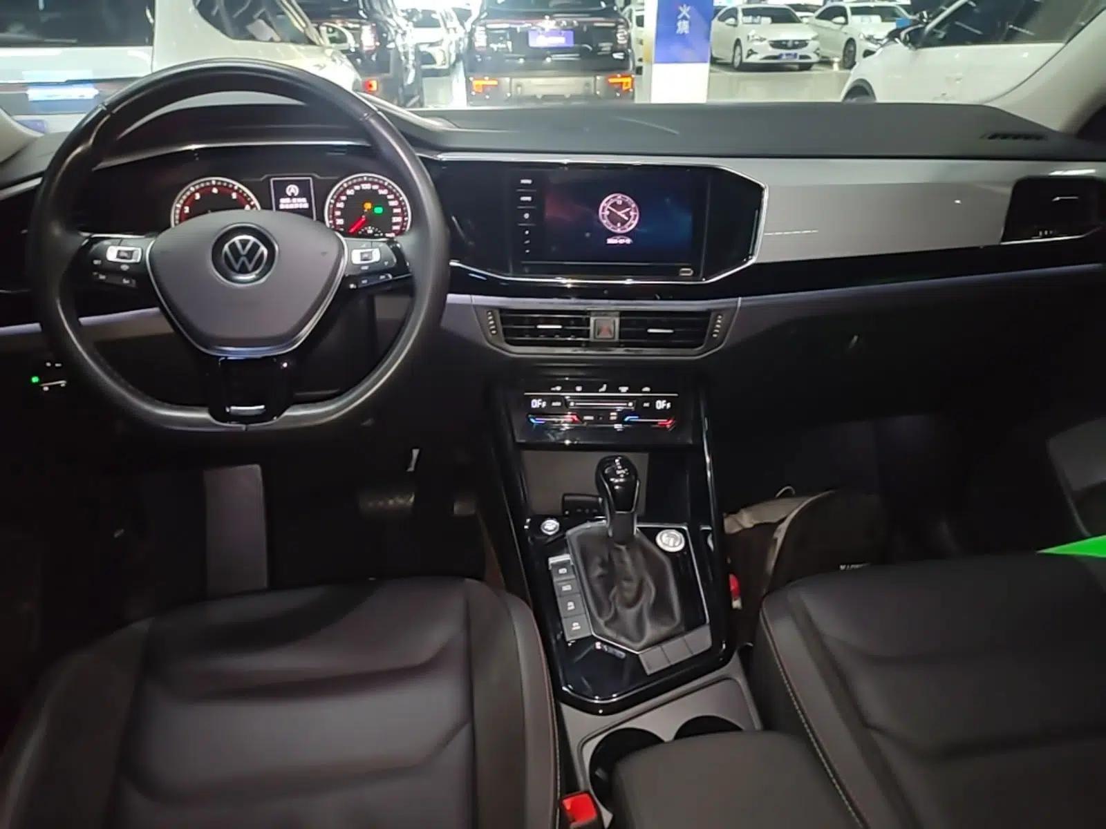Volkswagen Tayron 2020 330TSI Two-Wheel Drive Luxury Smart Connectivity Version — миниатюра 12