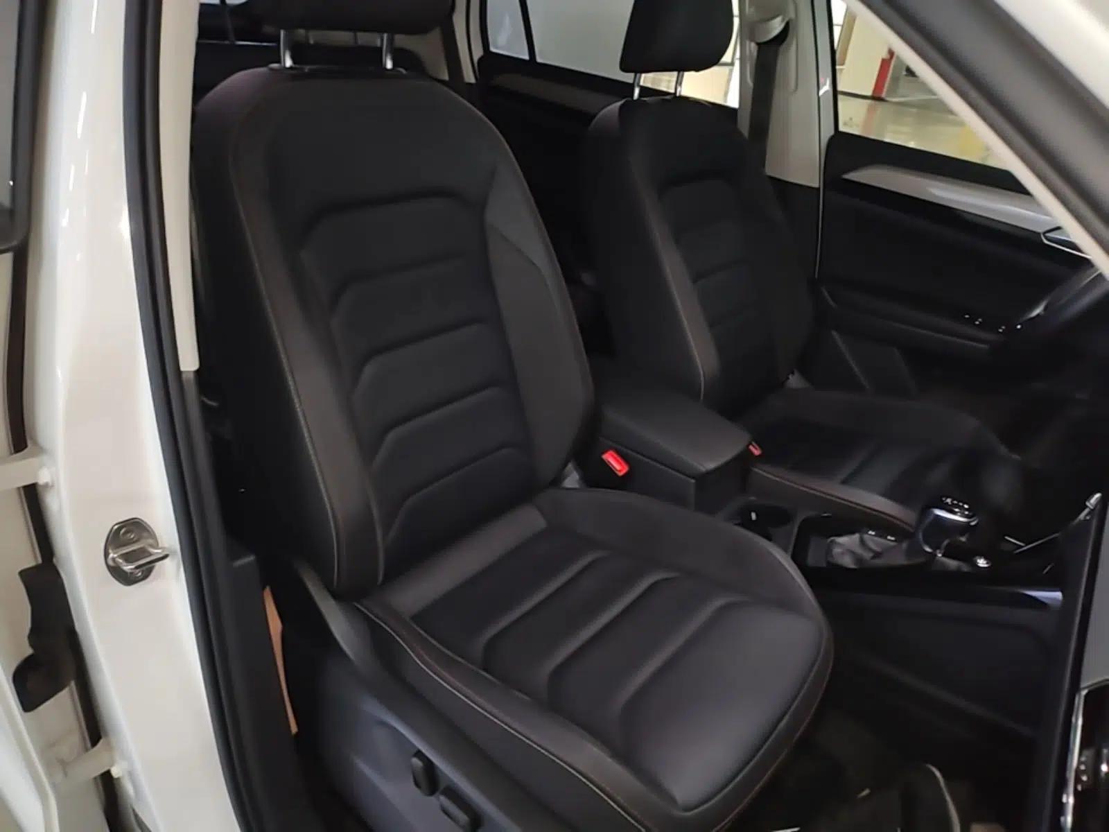 Volkswagen Tayron 2020 330TSI Two-Wheel Drive Luxury Smart Connectivity Version — миниатюра 19
