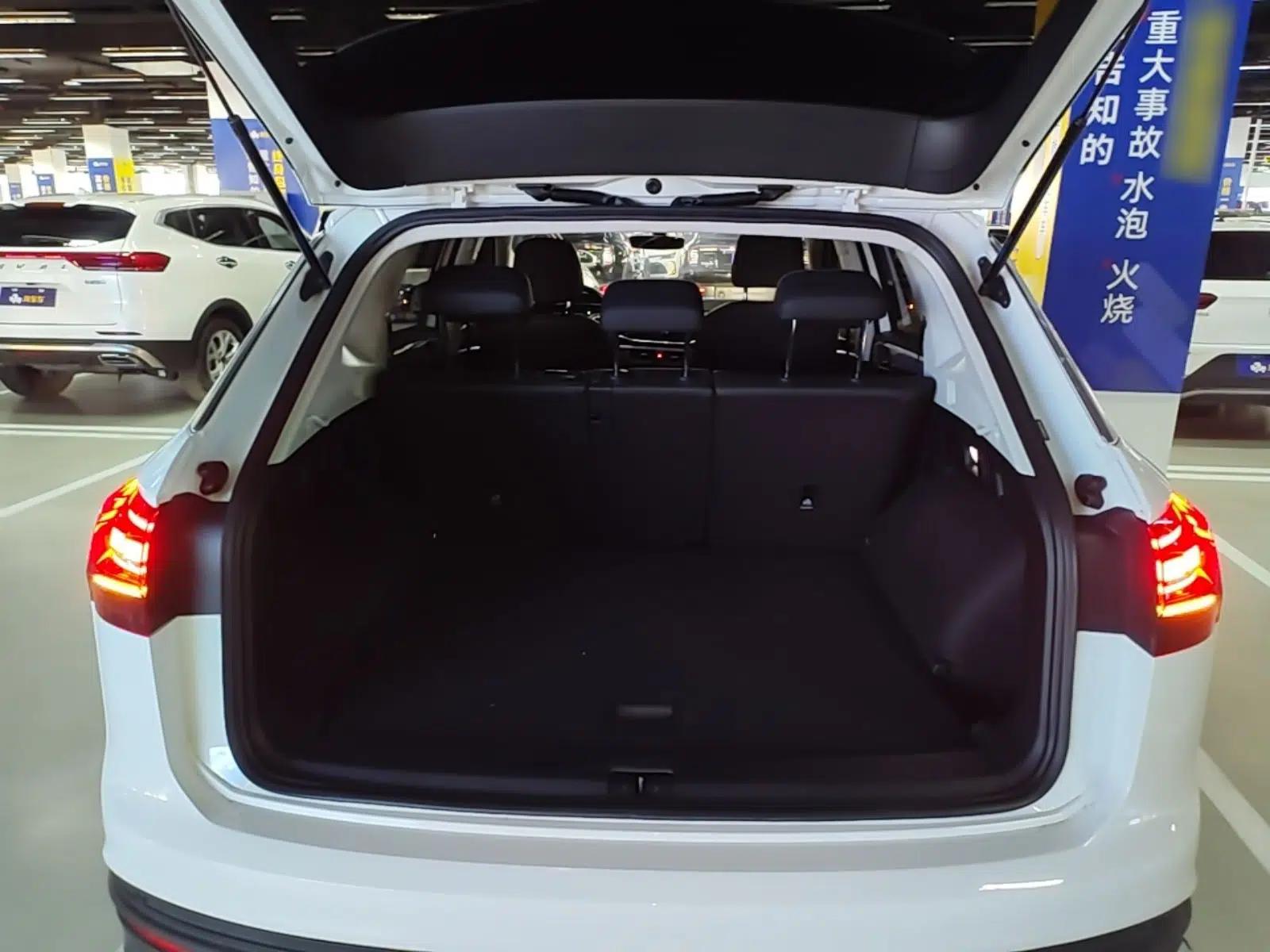 Volkswagen Tayron 2020 330TSI Two-Wheel Drive Luxury Smart Connectivity Version — миниатюра 22