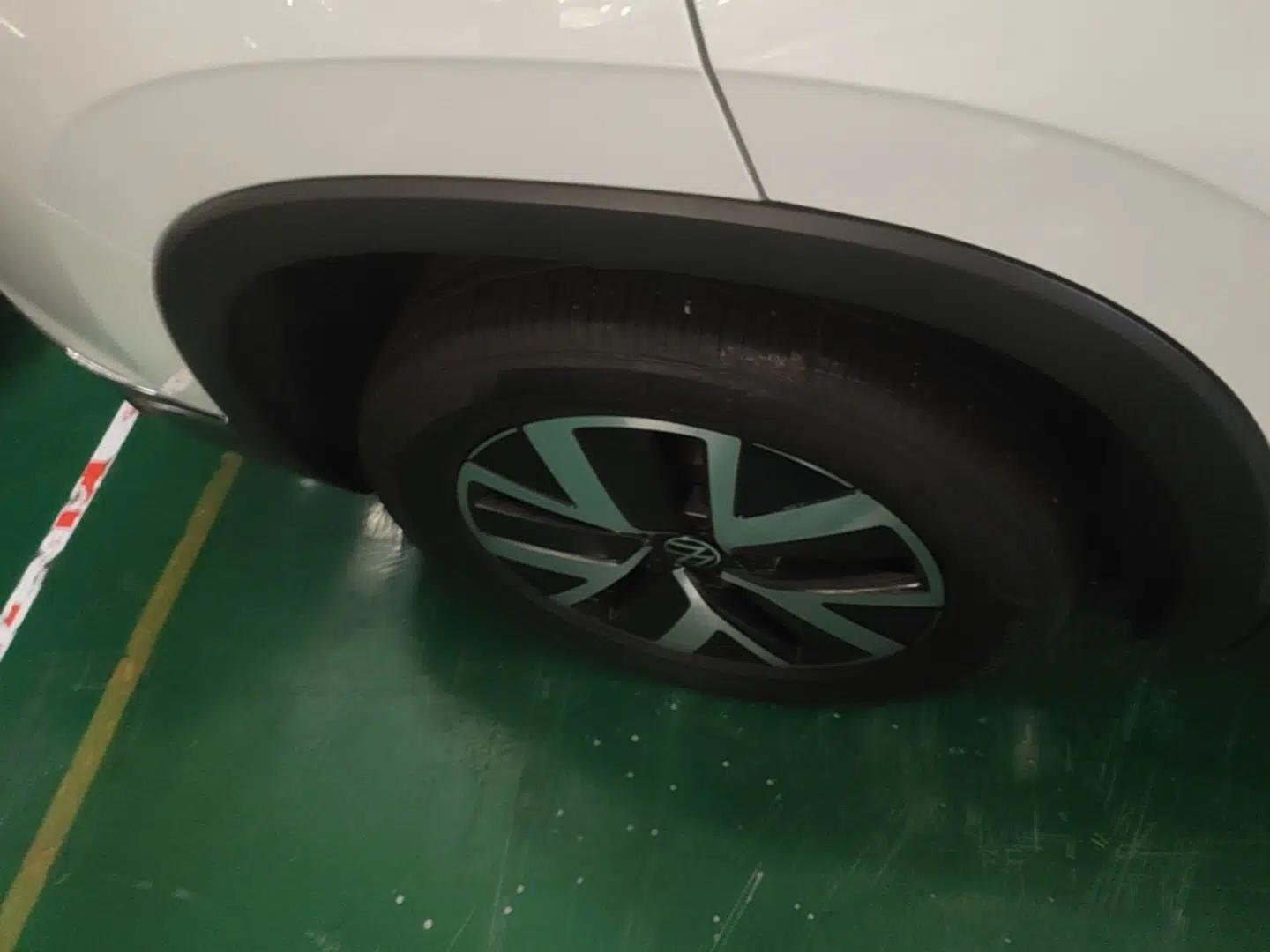 Volkswagen Tayron 2024 330TSI Two-Wheel Drive Luxury Plus Advanced Version — миниатюра 11