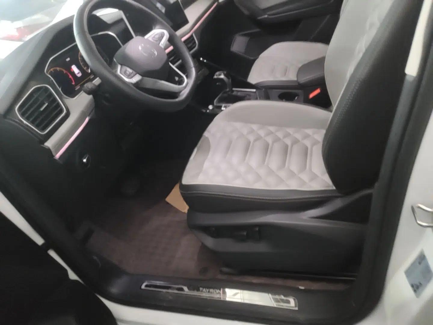 Volkswagen Tayron 2024 330TSI Two-Wheel Drive Luxury Plus Advanced Version — миниатюра 17