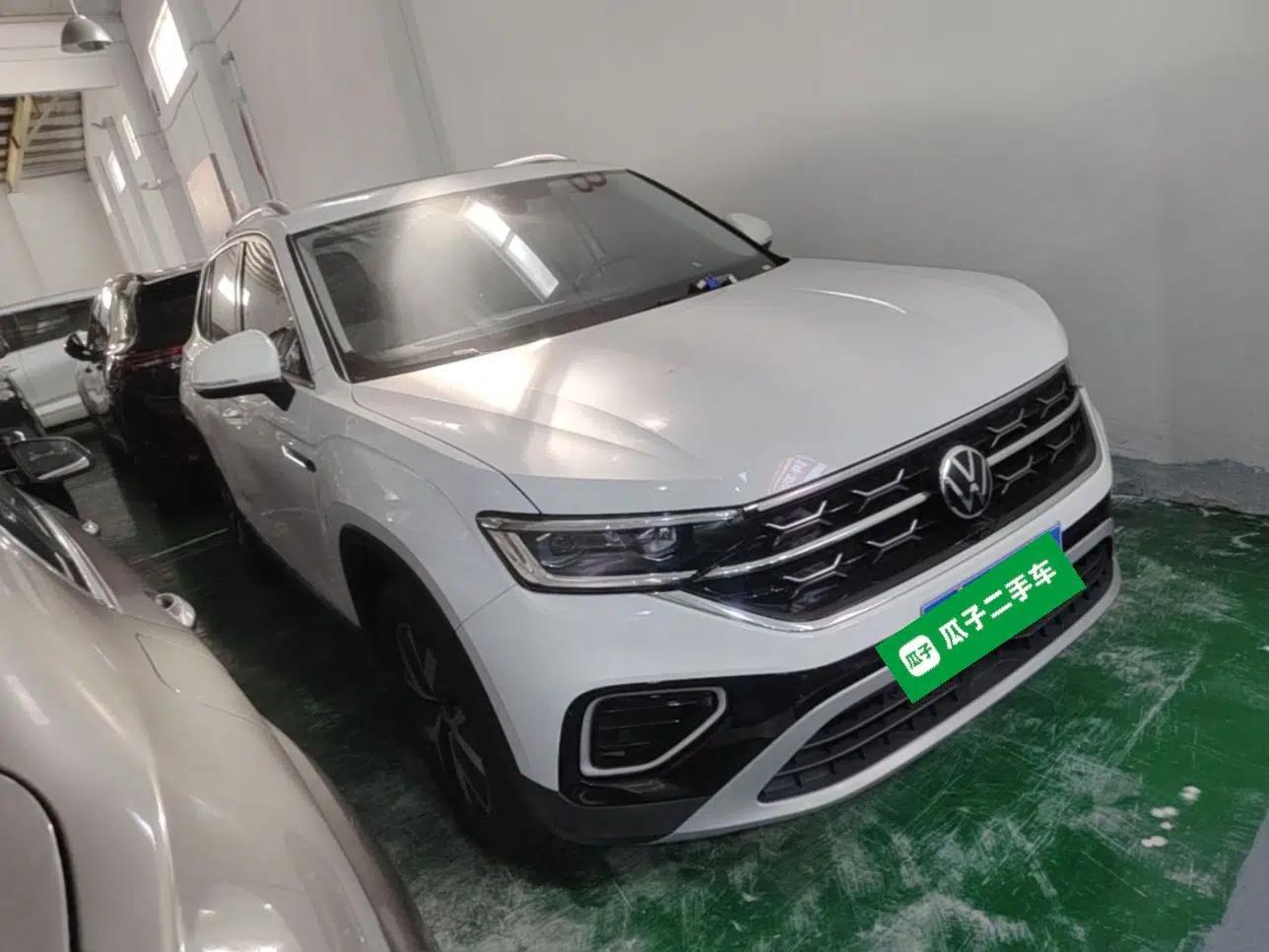 Volkswagen Tayron 2024 330TSI Two-Wheel Drive Luxury Plus Advanced Version — миниатюра 3