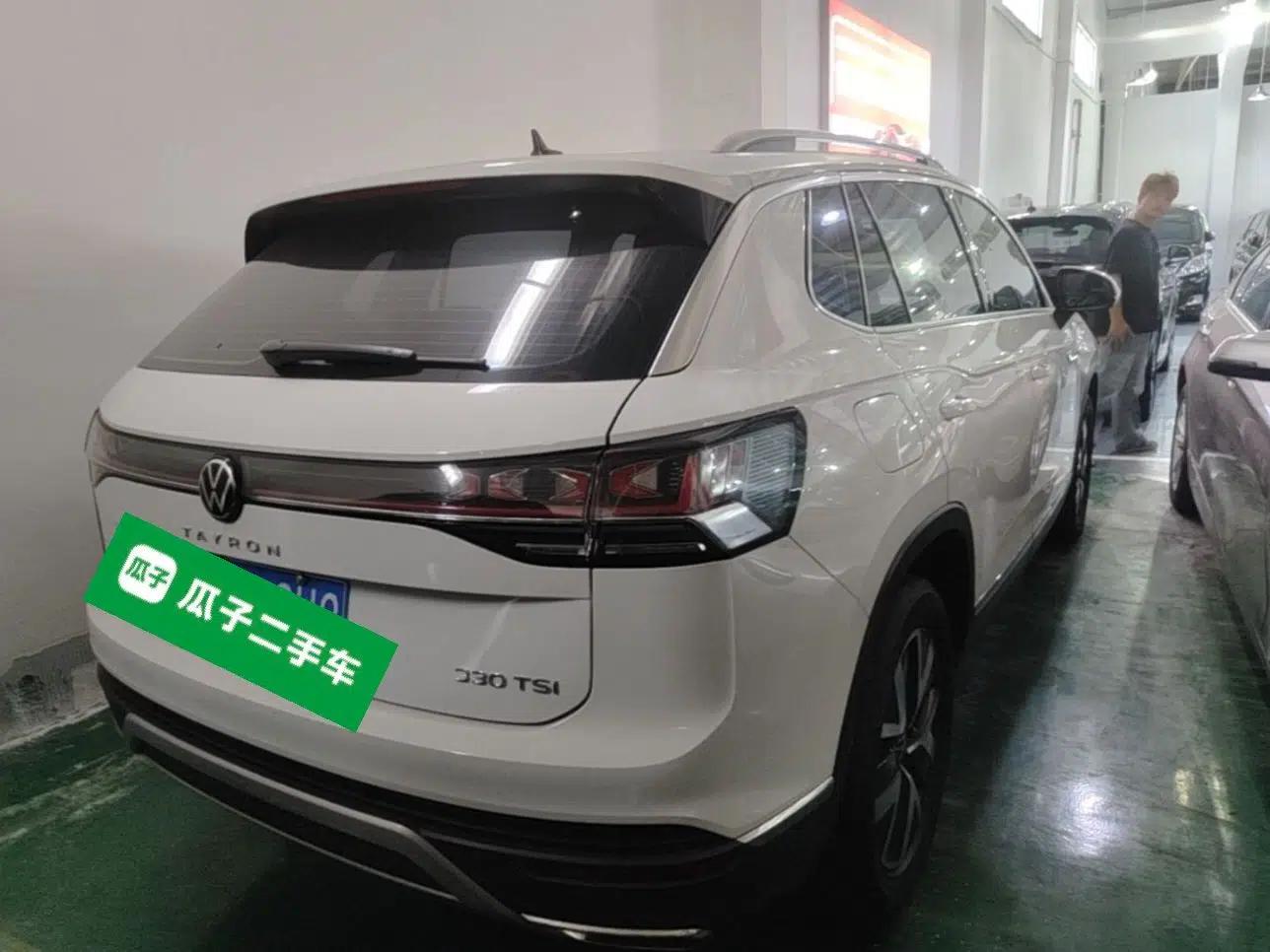 Volkswagen Tayron 2024 330TSI Two-Wheel Drive Luxury Plus Advanced Version — миниатюра 6