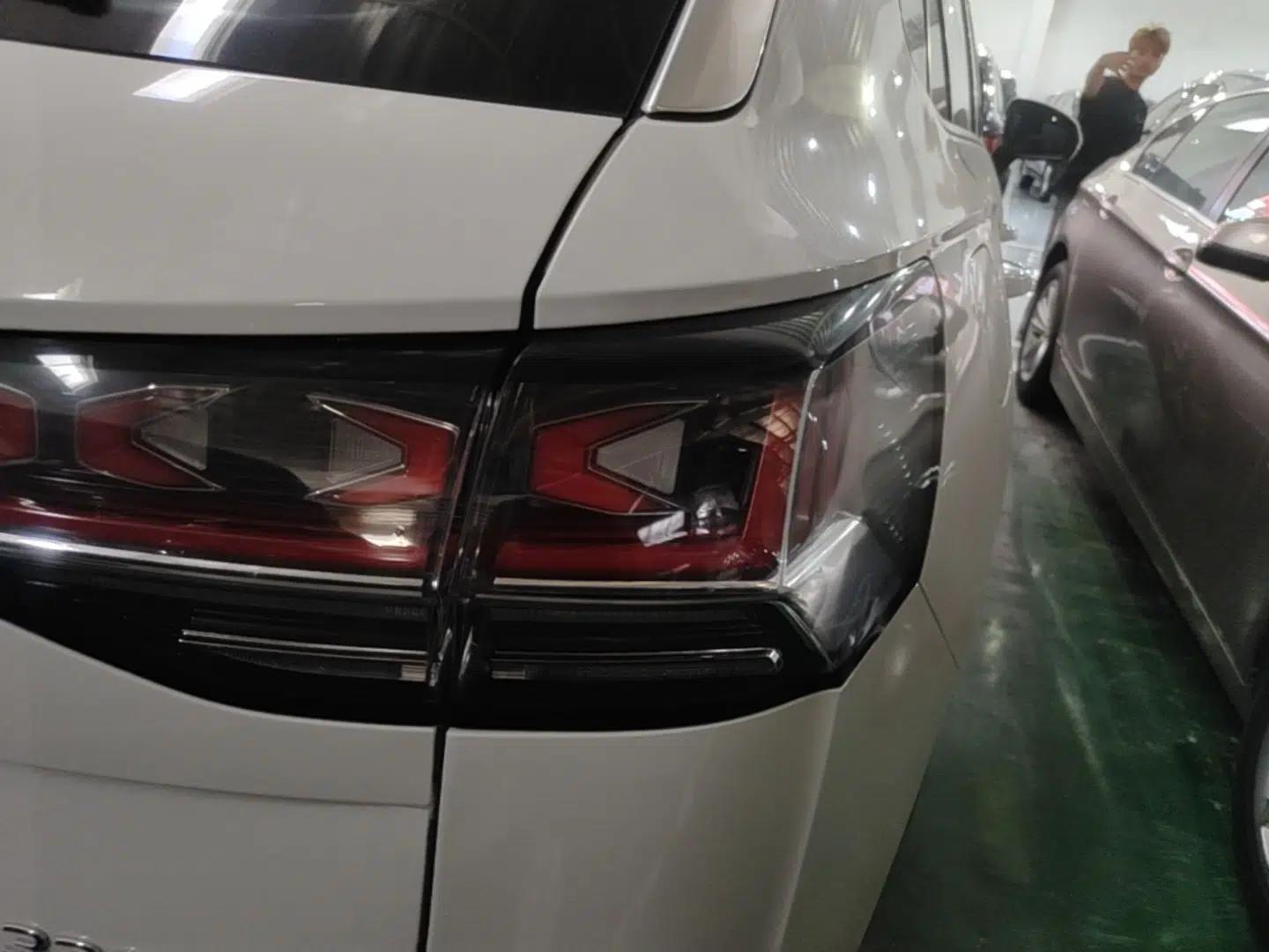 Volkswagen Tayron 2024 330TSI Two-Wheel Drive Luxury Plus Advanced Version — миниатюра 9