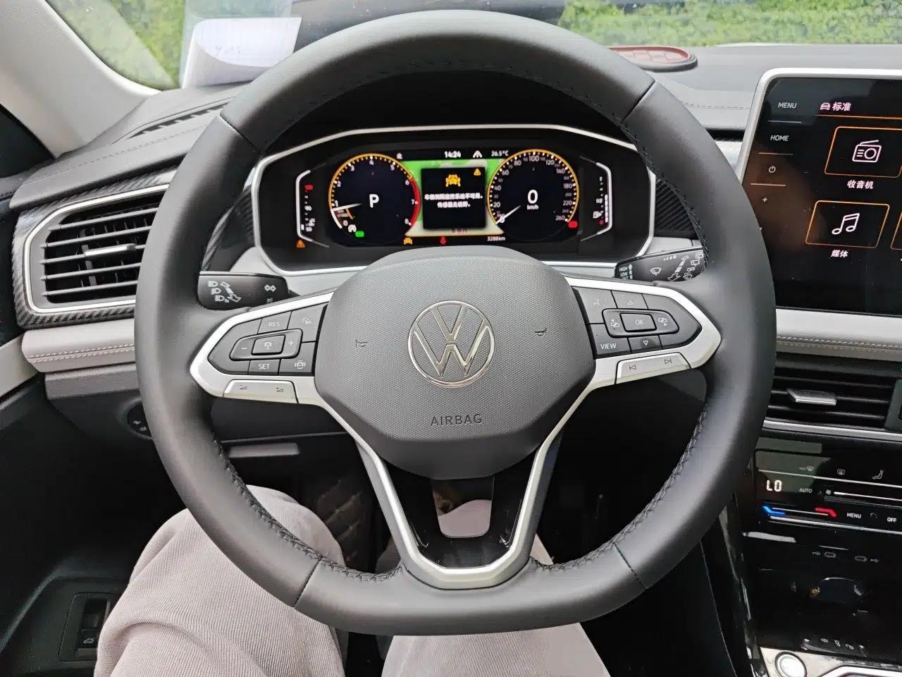 Volkswagen Tayron 2026 Model, 30 Million Vehicles Selected Version, 300TSI — миниатюра 10