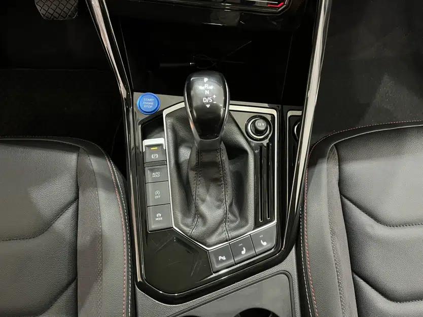 Volkswagen Tayron 2022 280TSI Two-Wheel Drive Luxury Smart Connectivity Version — миниатюра 13