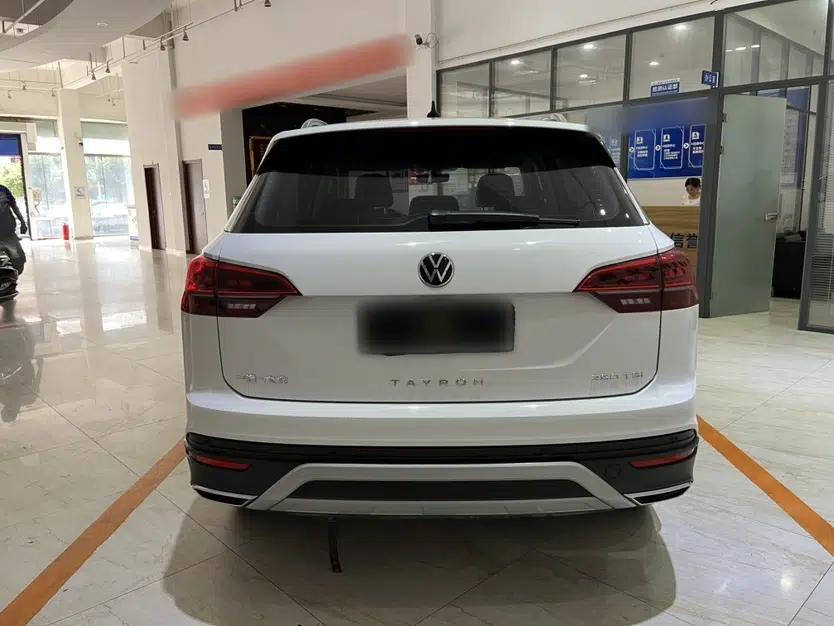 Volkswagen Tayron 2022 280TSI Two-Wheel Drive Luxury Smart Connectivity Version — миниатюра 6