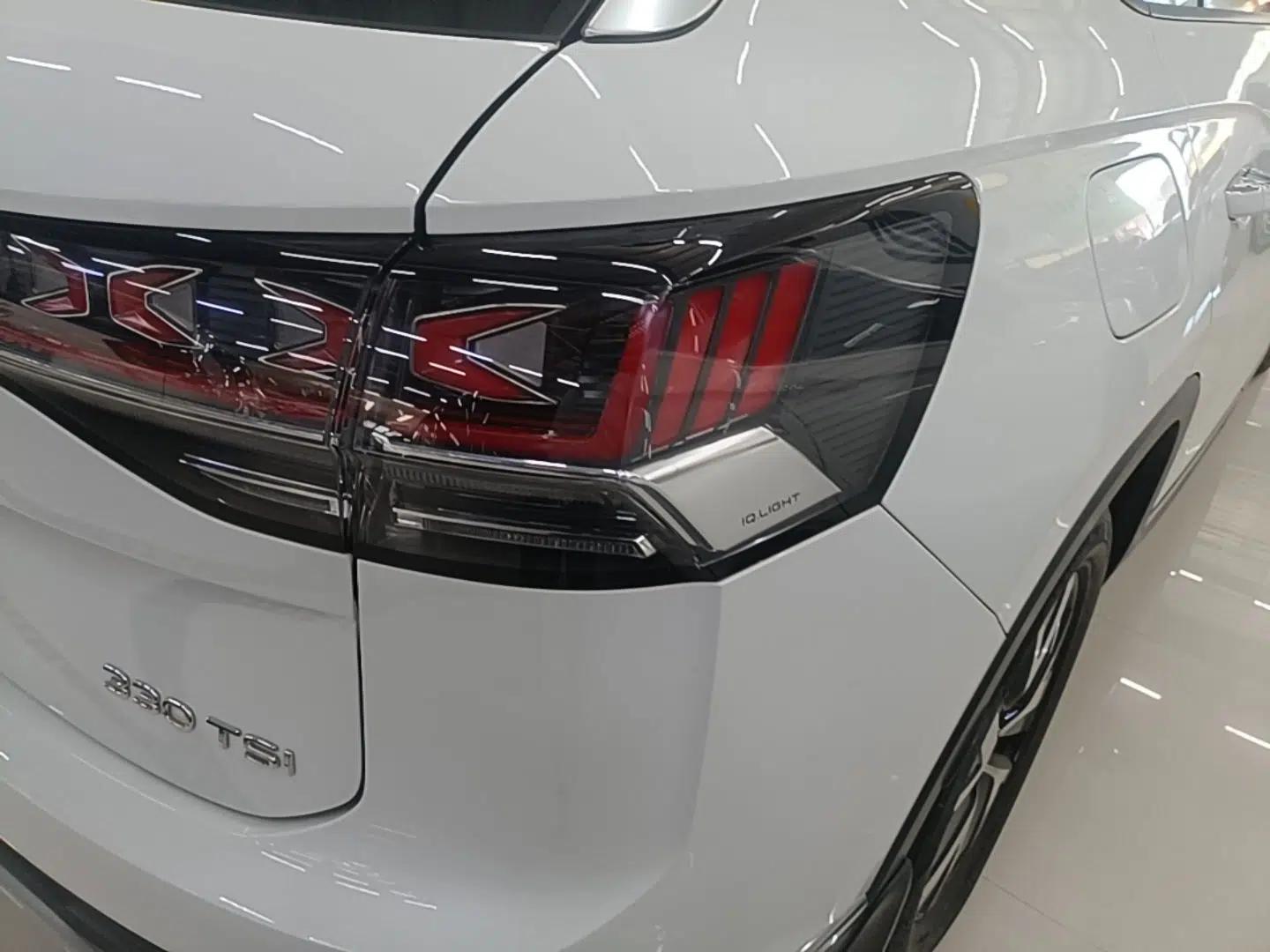 Volkswagen Tayron 2023 330TSI Two-Wheel-Drive Luxury Plus Advanced Version — миниатюра 9