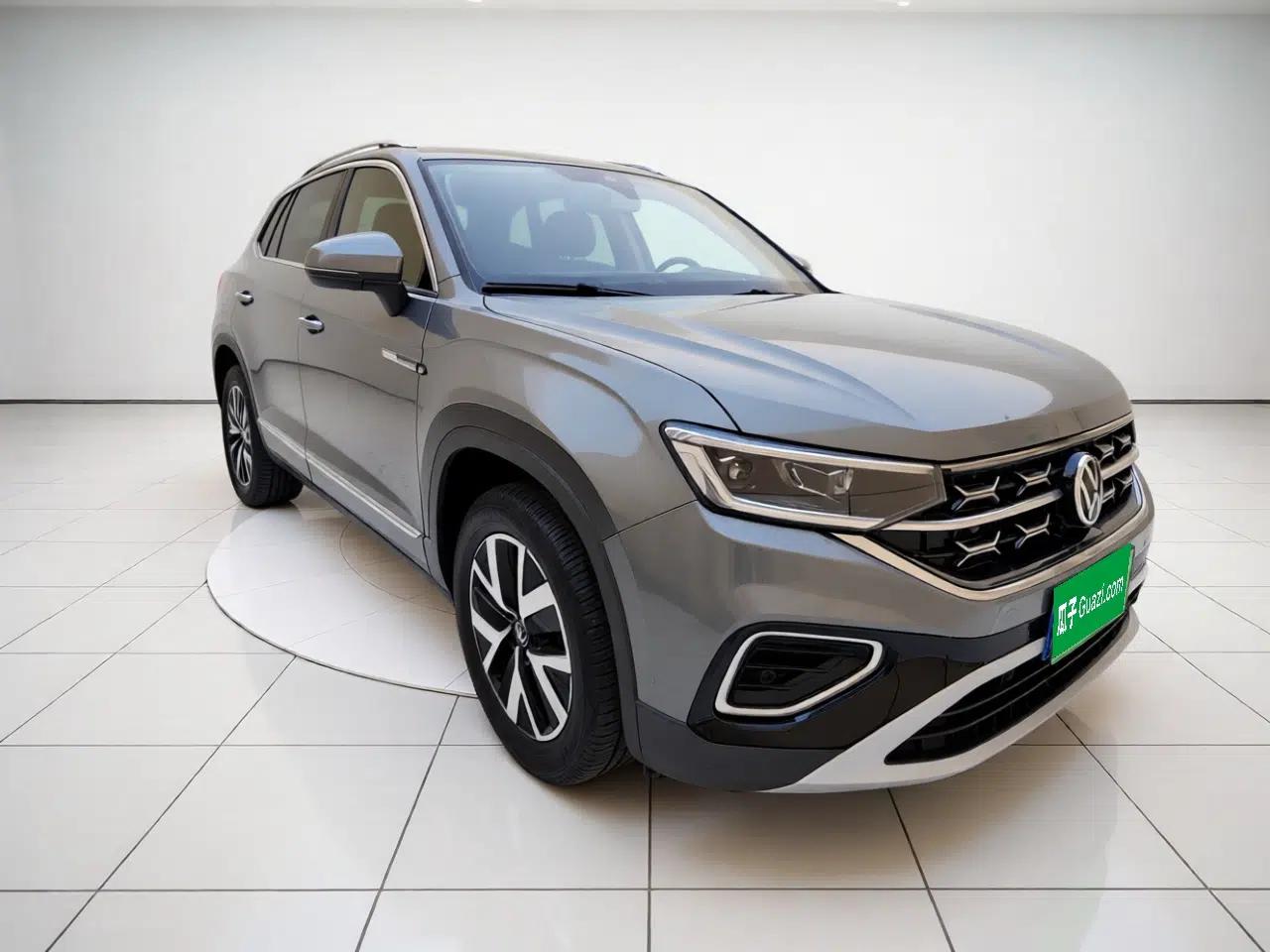 Volkswagen Tayron 2023 280TSI Two-Wheel-Drive Luxury Plus Advanced Version — миниатюра 3