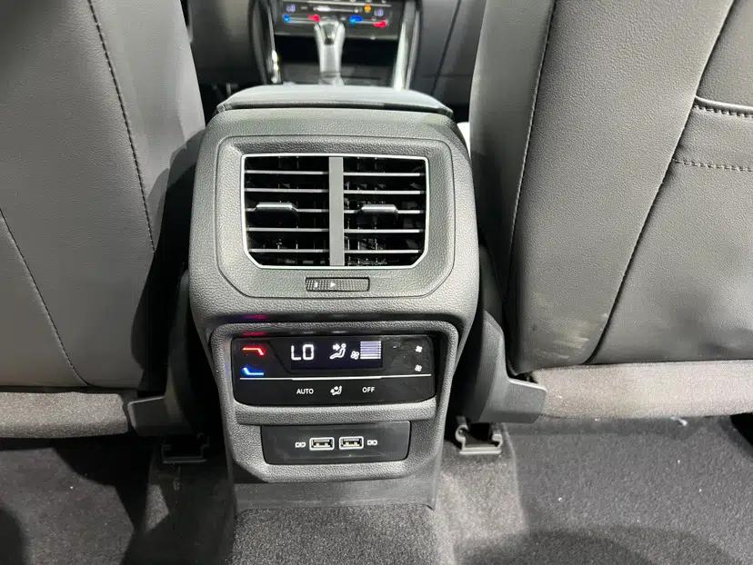 Volkswagen Tayron 2023 280TSI Two-Wheel-Drive Luxury Plus Advanced Version — миниатюра 21