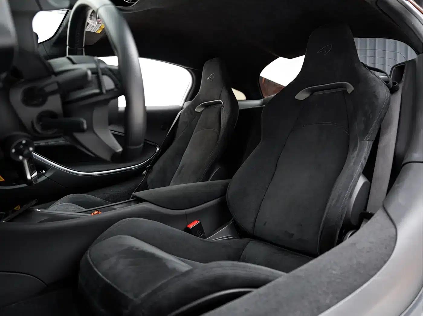 Artura 2023 3.0T Hybrid Standard Model — миниатюра 16