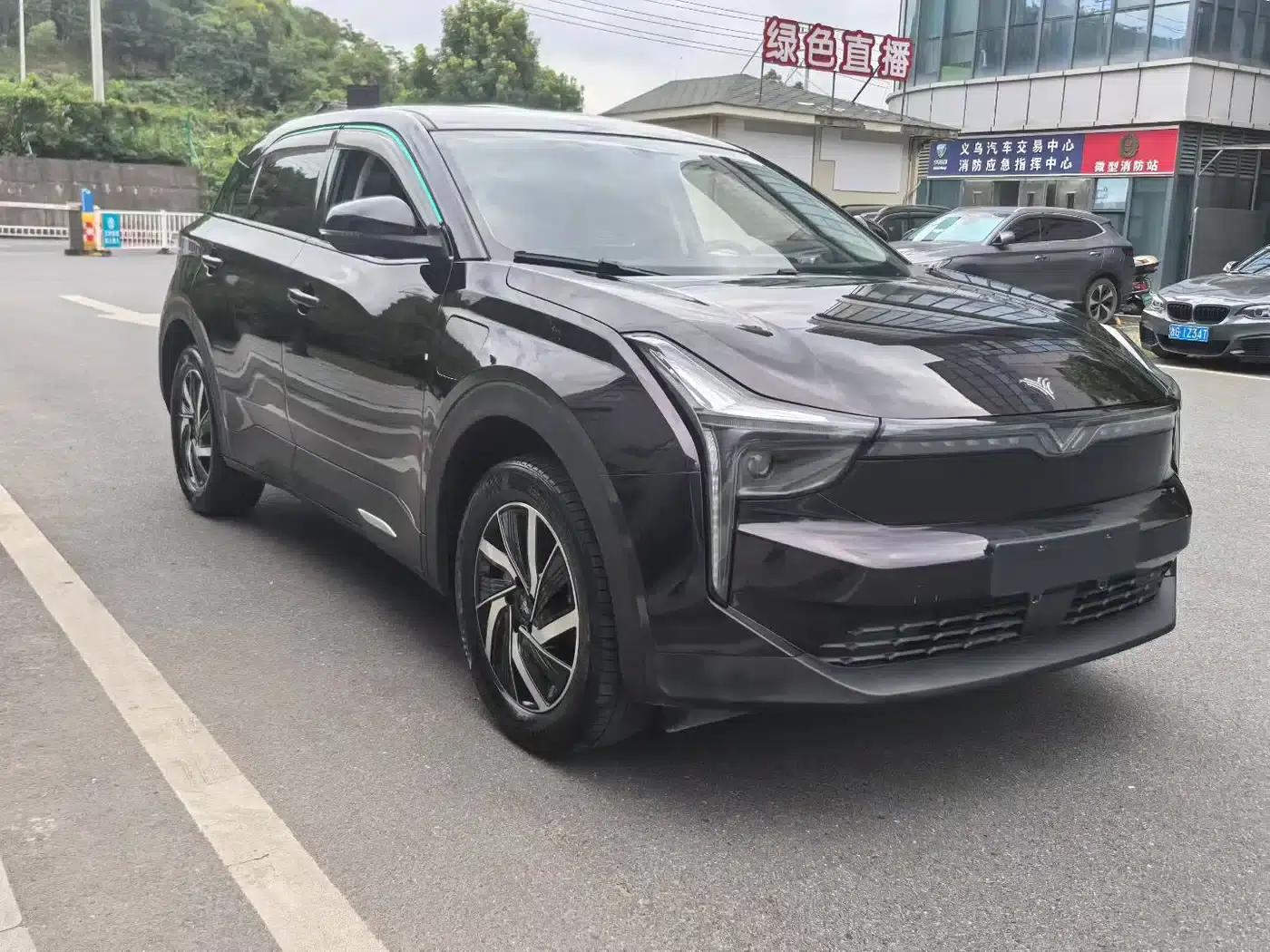 Nezha U 2022 Facelift Pro 400 Online Ride-Hailing Edition (Ternary Lithium) — миниатюра 3