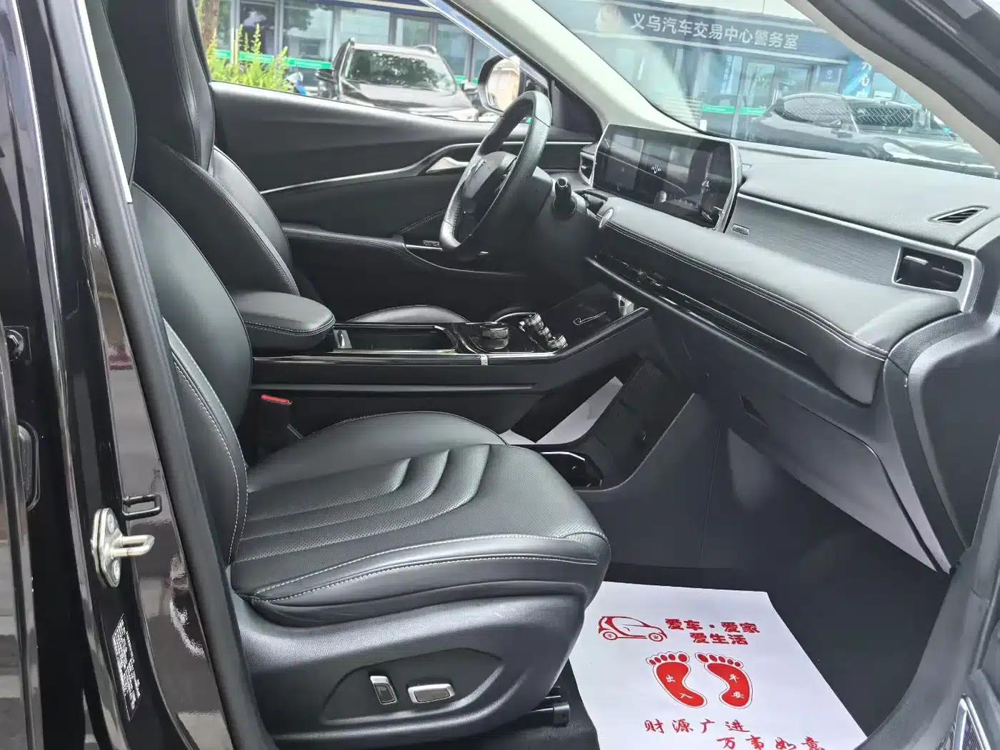 Nezha U 2022 Facelift Pro 400 Online Ride-Hailing Edition (Ternary Lithium) — миниатюра 4