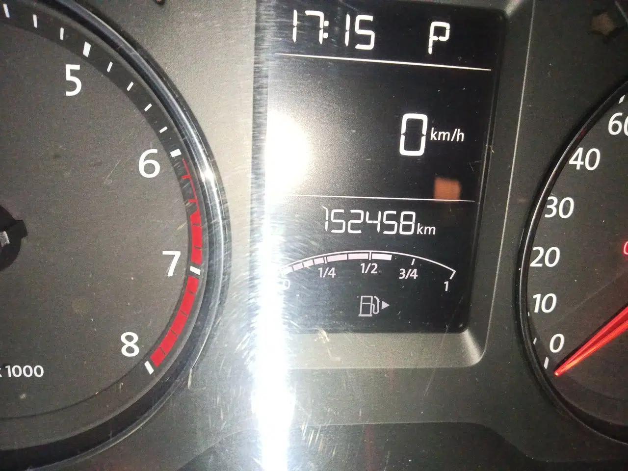 Volkswagen Lavida 2013 1.6L Automatic Comfort Edition — миниатюра 12