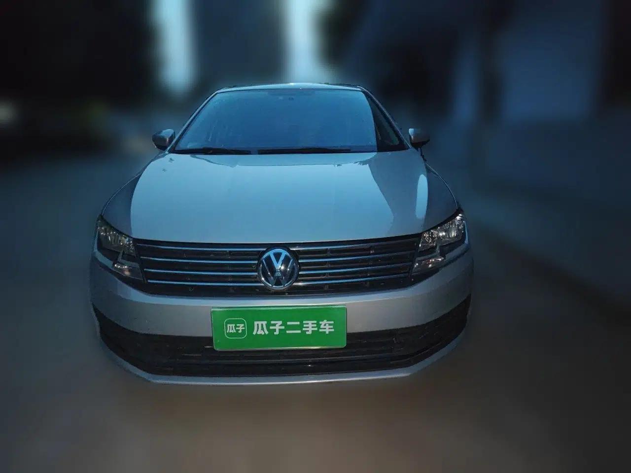 Volkswagen Lavida 2015 1.6L Manual Fashion Edition — миниатюра 2