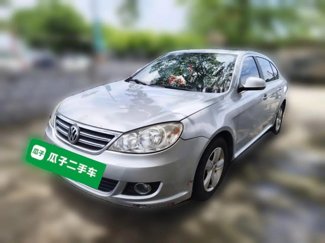 Volkswagen Lavida 2011 1.6L Manual - Premium Edition — миниатюра 1