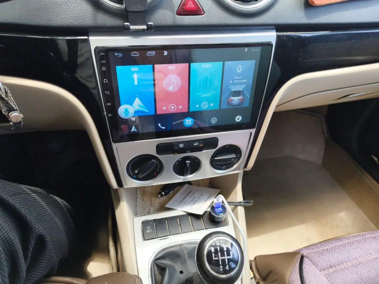 Volkswagen Lavida 2011 1.6L Manual - Premium Edition — миниатюра 13