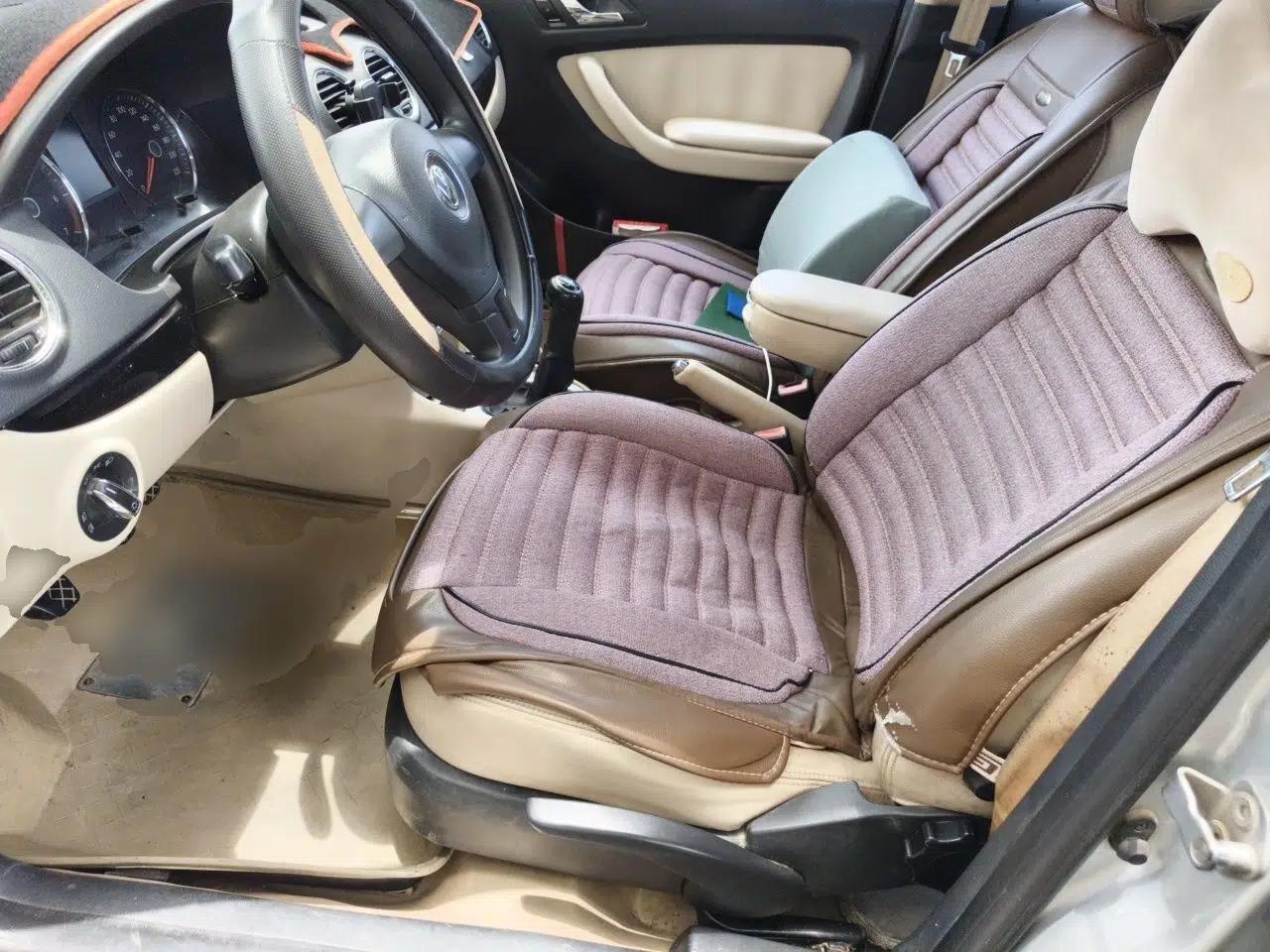 Volkswagen Lavida 2011 1.6L Manual - Premium Edition — миниатюра 15
