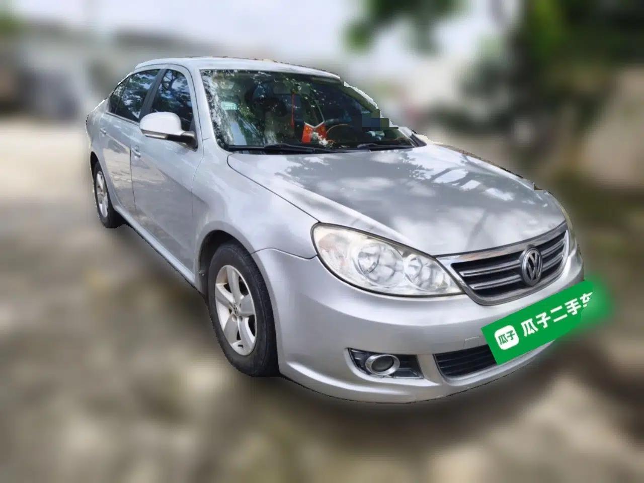 Volkswagen Lavida 2011 1.6L Manual - Premium Edition — миниатюра 3