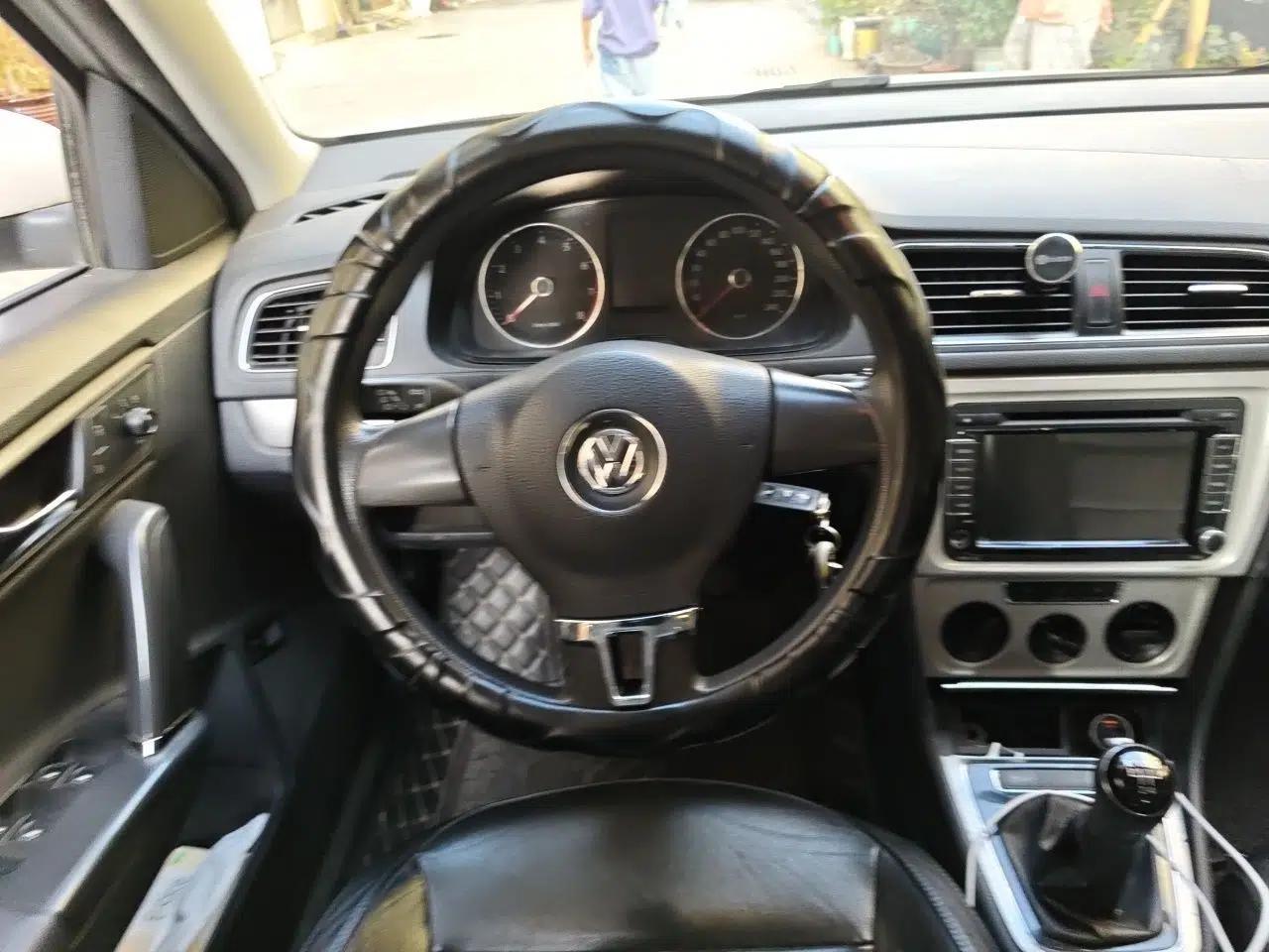 Volkswagen Lavida 2013 Restyled Classic 1.6L Manual Comfort Edition — миниатюра 10